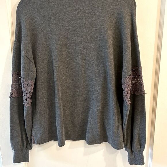 Eyeshadow Top Lace Design - Picture 4 of 5